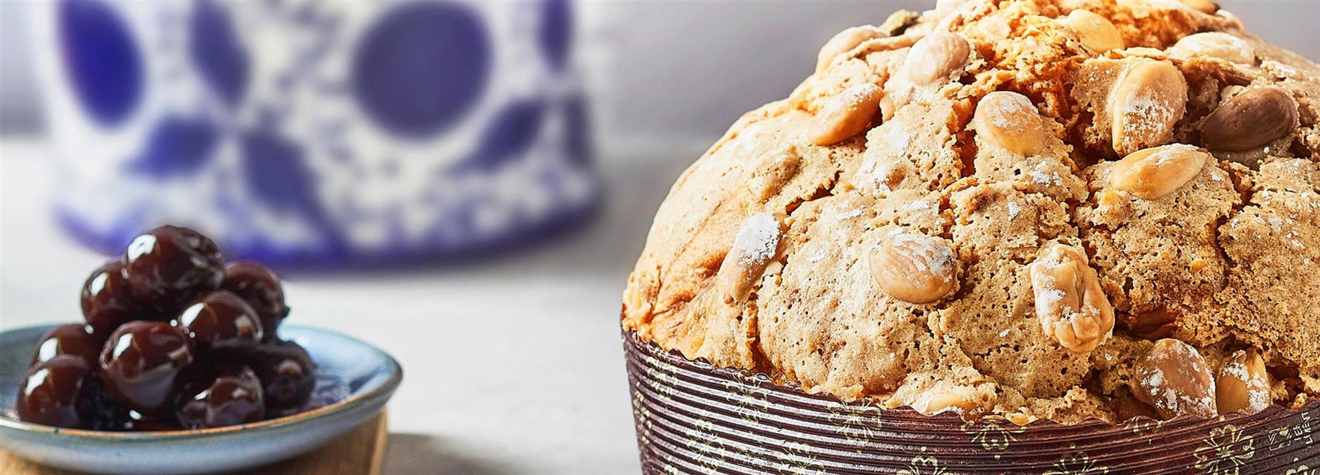 Un panettone artigianale con protagoniste le Specialità in Sciroppo Fabbri